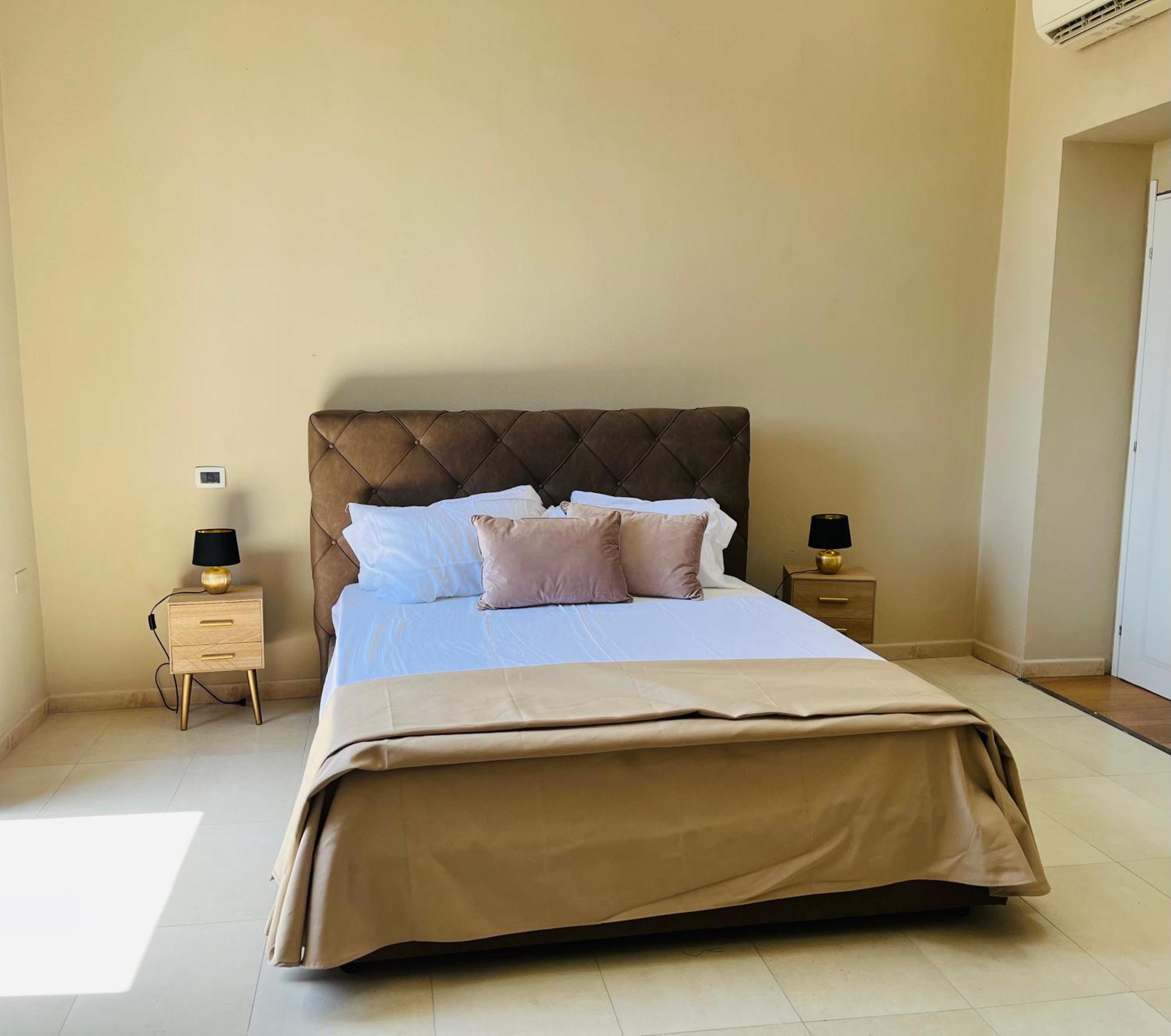 Suite Sardinia Holiday Cagliari Ngoại thất bức ảnh